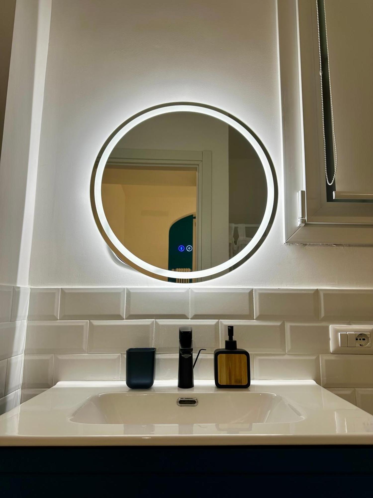 Lr Deluxe - Porta Venezia - Bilocale Con Giardino Privato * Milan