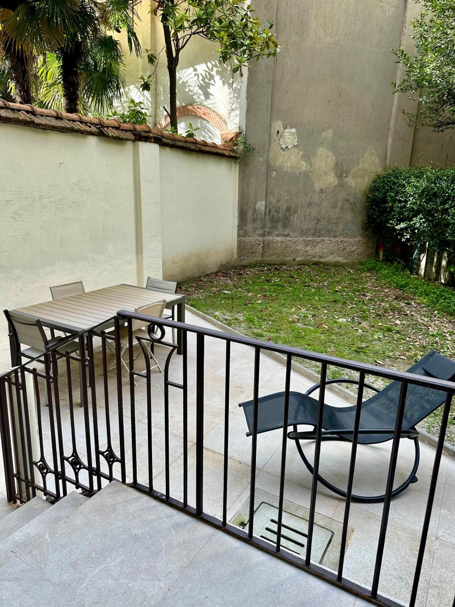 Lr Deluxe - Porta Venezia - Bilocale Con Giardino Privato *