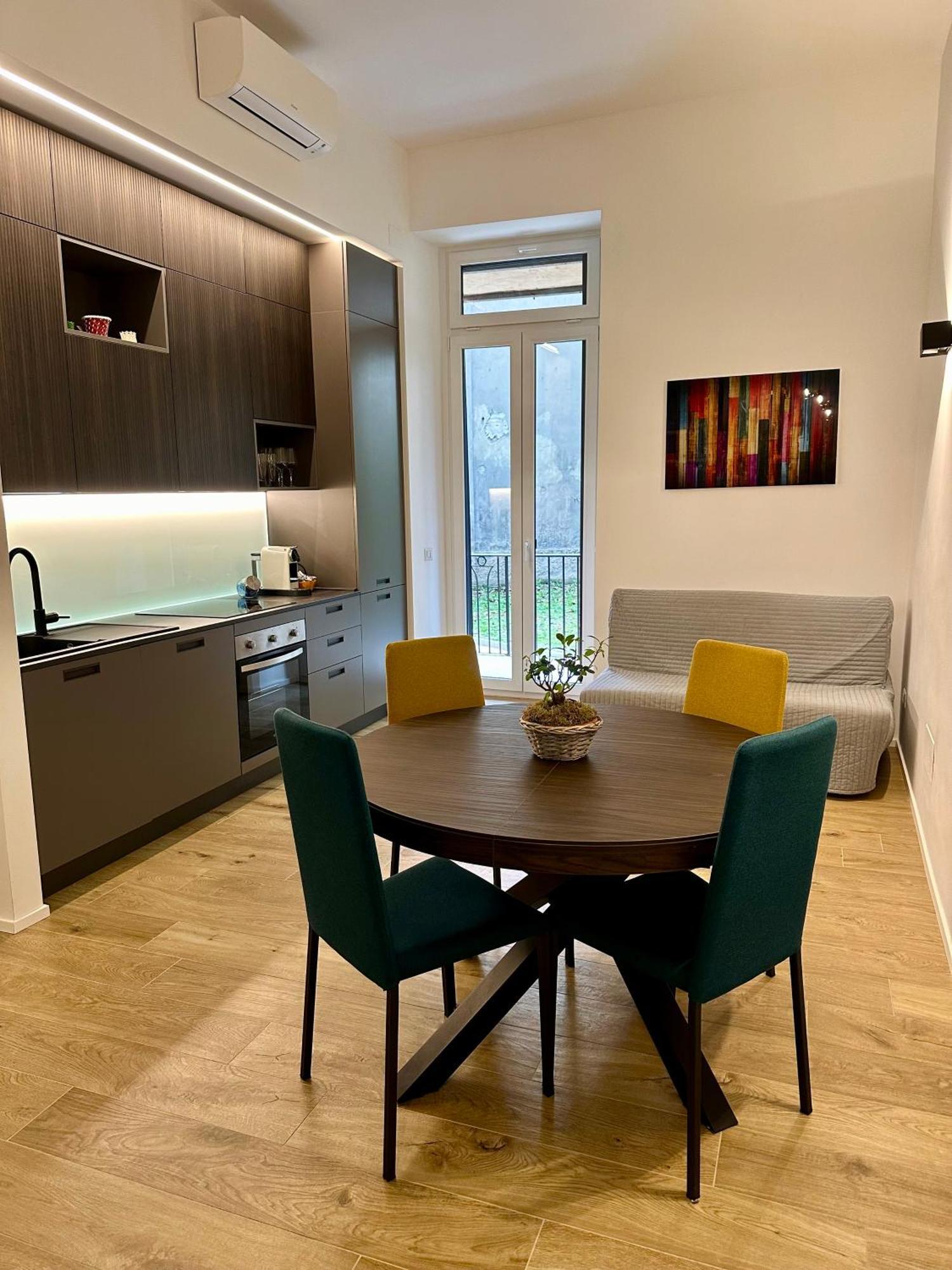 Apartamento Lr Deluxe - Porta Venezia - Bilocale Con Giardino Privato *